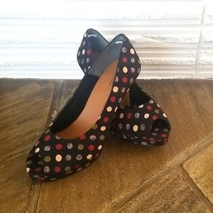 Walking Cradles peep toe platform heels size 9